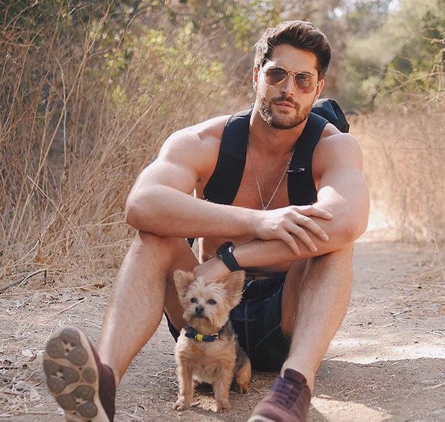 어느 모델이 키우고 있는 강아지....jpg | 인스티즈