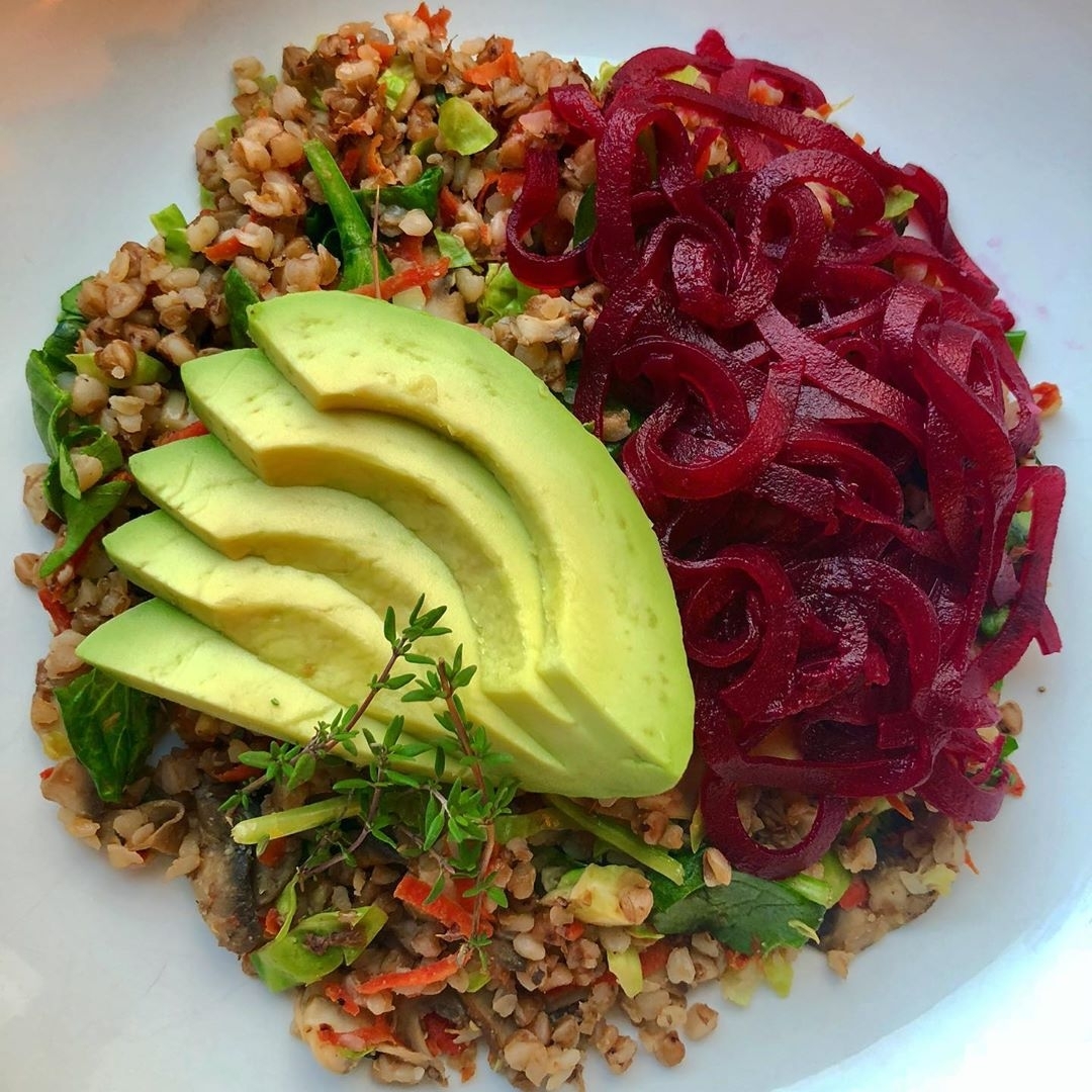 처음 먹고 충격먹은 사람이 많다는 아보카도.......jpg | 인스티즈