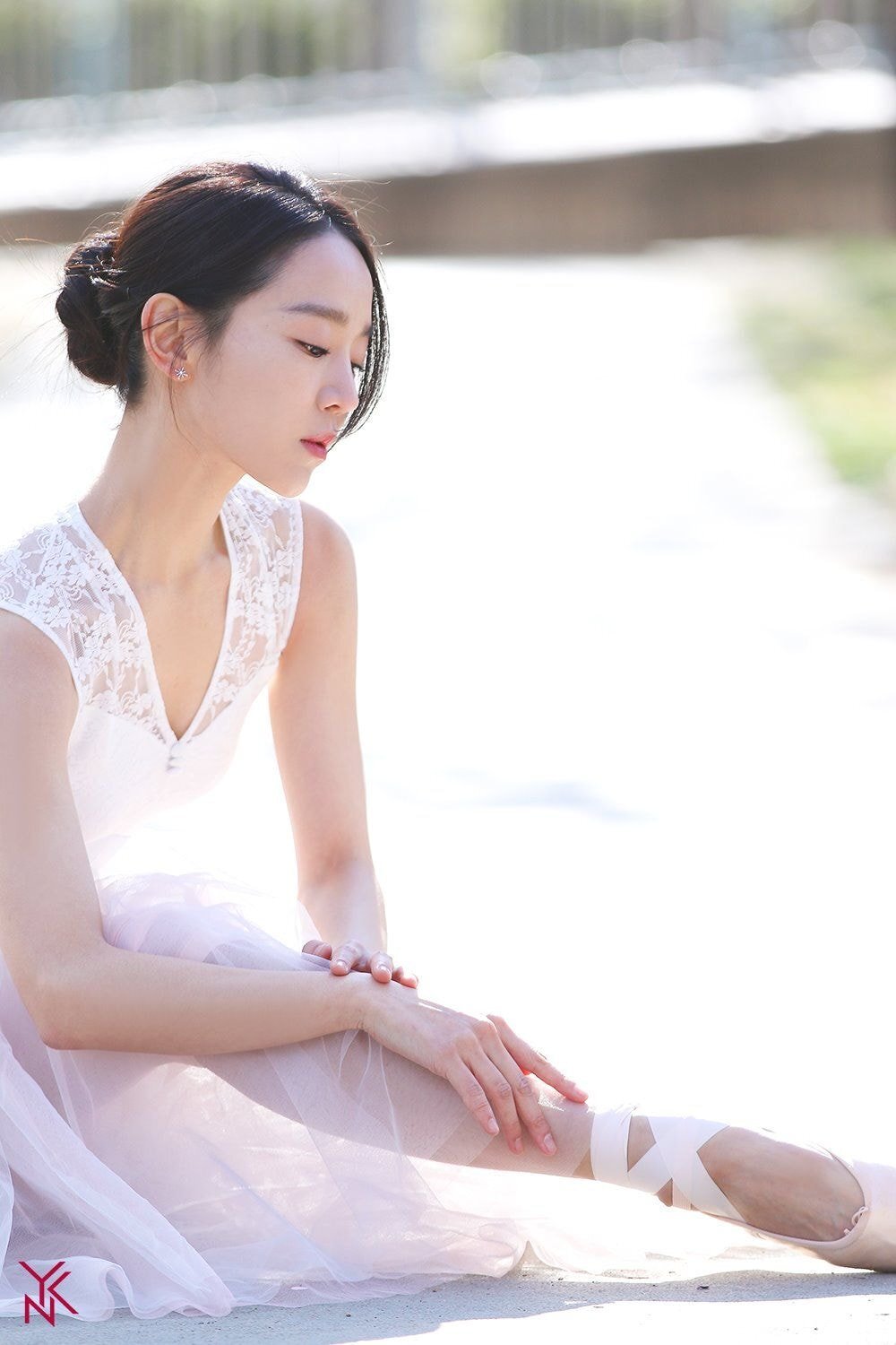 아이돌 찍덕이 입사해서 사진 찍는것 같은 신혜선 소속사 공식 사진들.jpg | 인스티즈