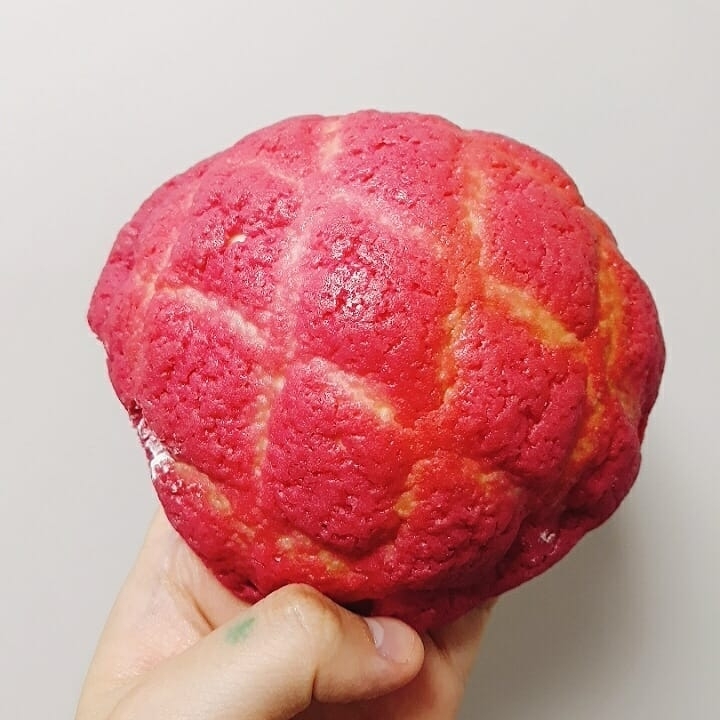 편의점 신상 딸기메론빵.......jpg | 인스티즈