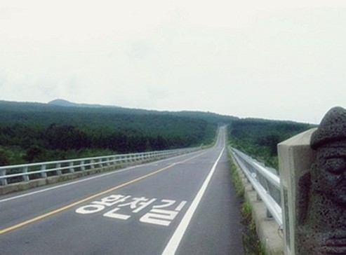 지구 평평설이 사실 vs 귀신존재 사실 확인시 둘중 더 충격적인 것은? | 인스티즈