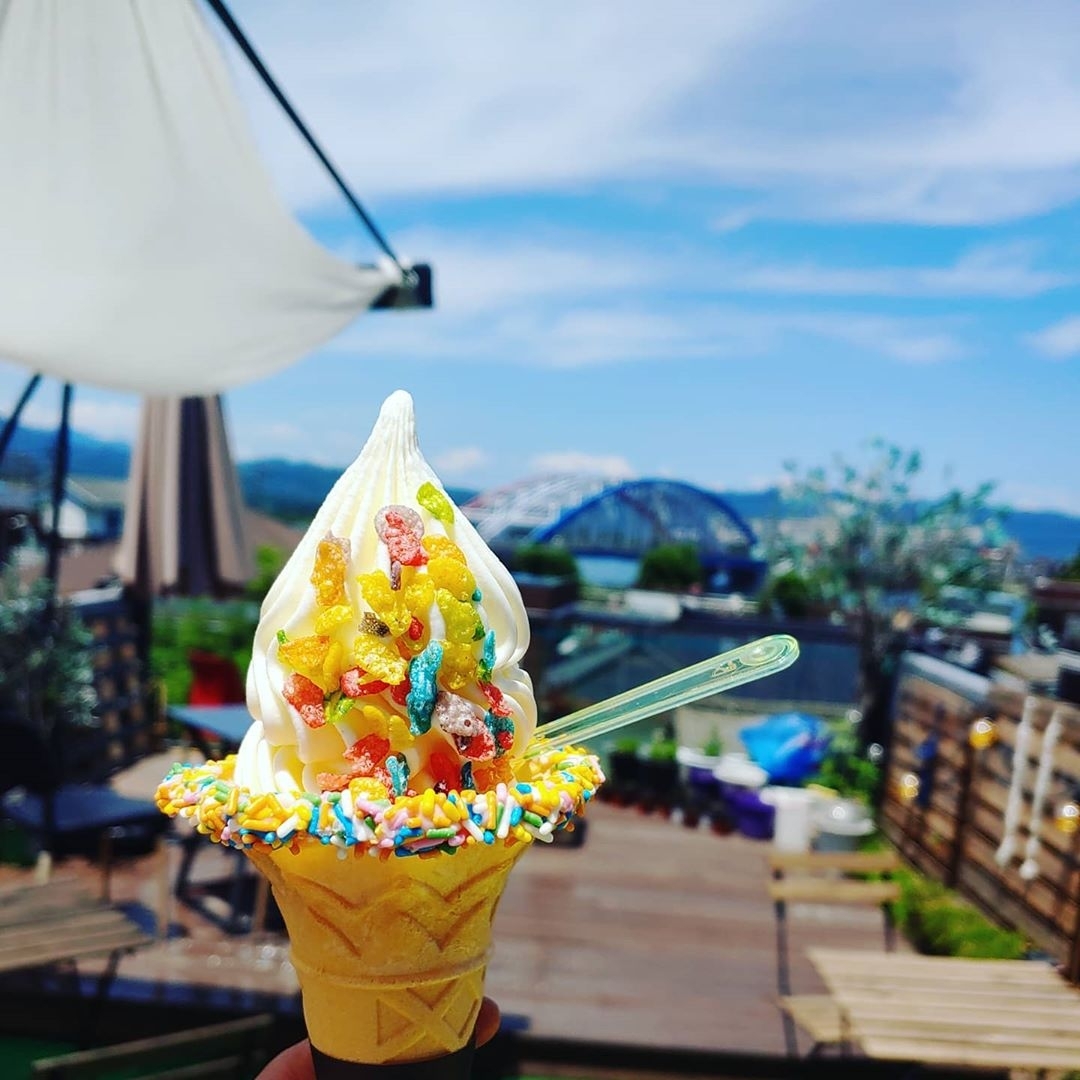 강원도에 있다는 아이스크림 카페........jpg | 인스티즈