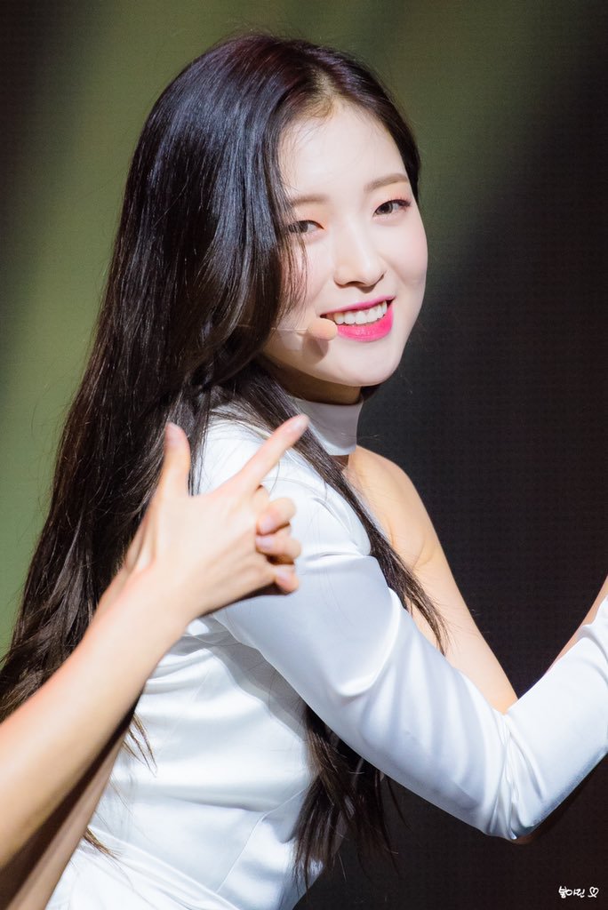 귀요미에서 짱예보스 다 된 오마이걸 아린이.jpg | 인스티즈