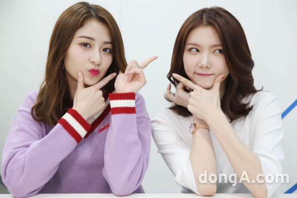 오늘자 이가은x허윤진 | 인스티즈