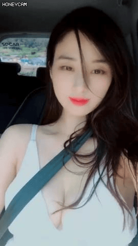E컵모델 김우현.gif | 인스티즈