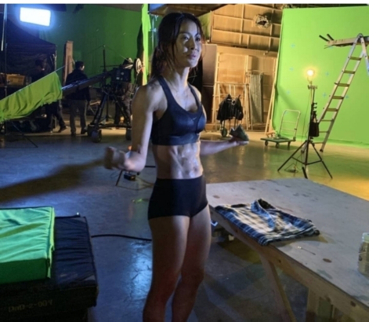 관리 열심히 하는 이시영 | 인스티즈