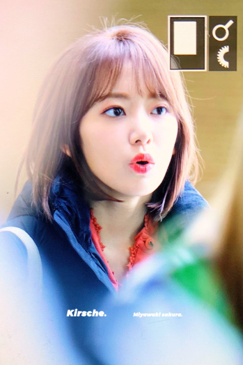 오늘자 출국한 아이즈원 | 인스티즈
