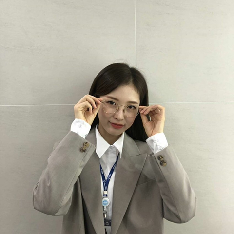 신입사원 오마이걸 아린이.jpg | 인스티즈