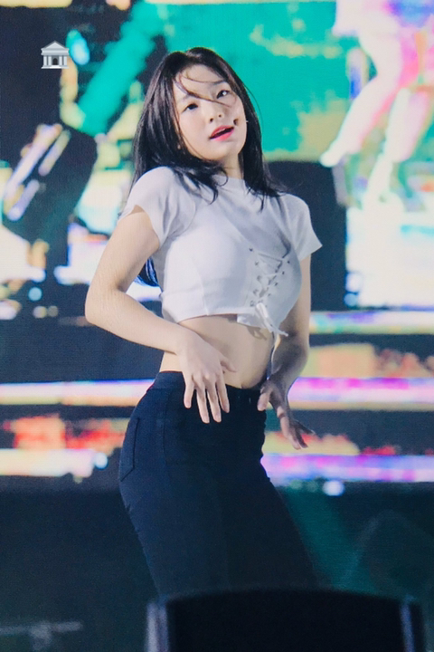 어제 창원 행사 프로미스나인 이새롬 | 인스티즈