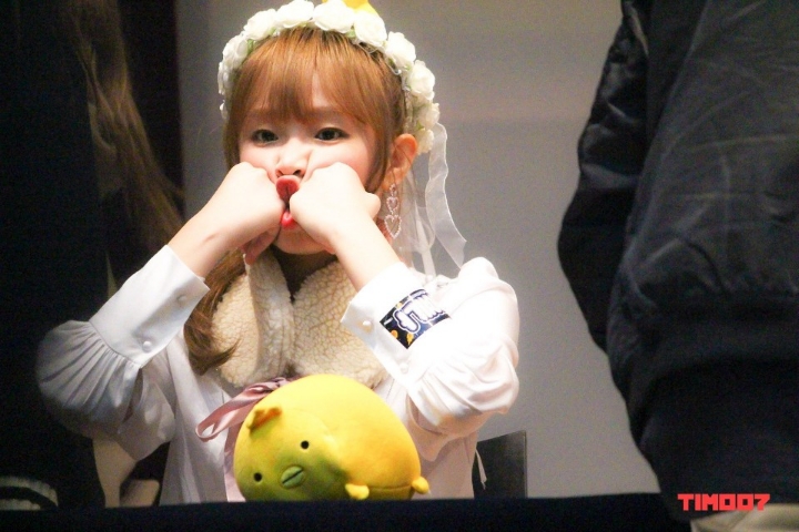 아이즈원 최예나의 이쁘고 떽띠하고 커여운 사진모음 | 인스티즈