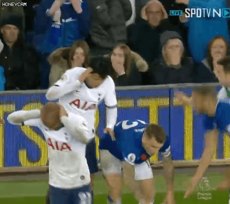 앙드레 고메스 발목.....gif | 인스티즈