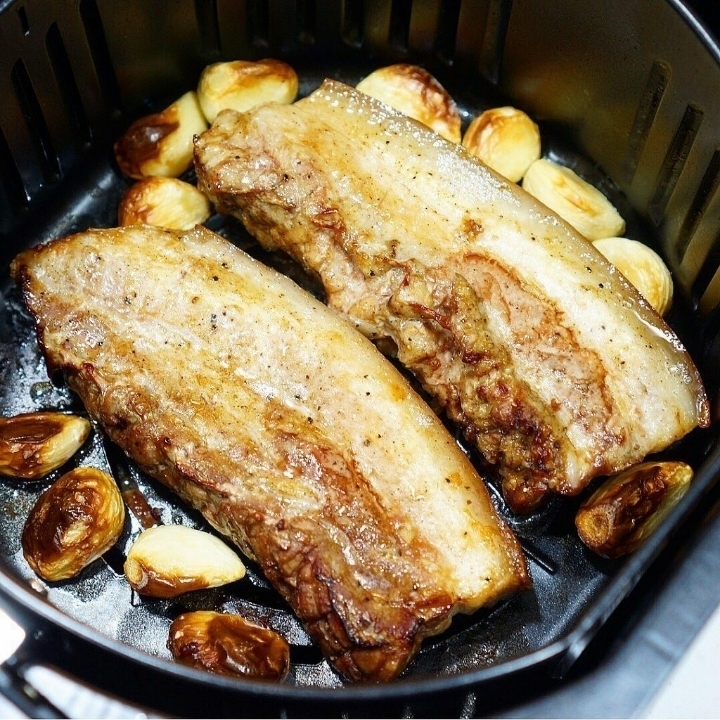 에어프라이어로 구운 삼겹살 | 인스티즈