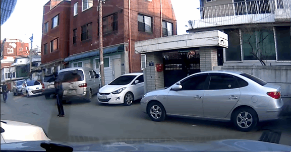 가정집 가스 폭발 사고.gif | 인스티즈