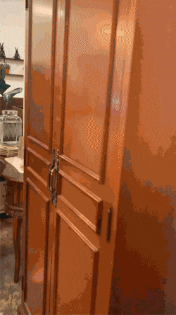 화장실 갔다올때마다 손님들이 쳐다보는 카페.jpg | 인스티즈