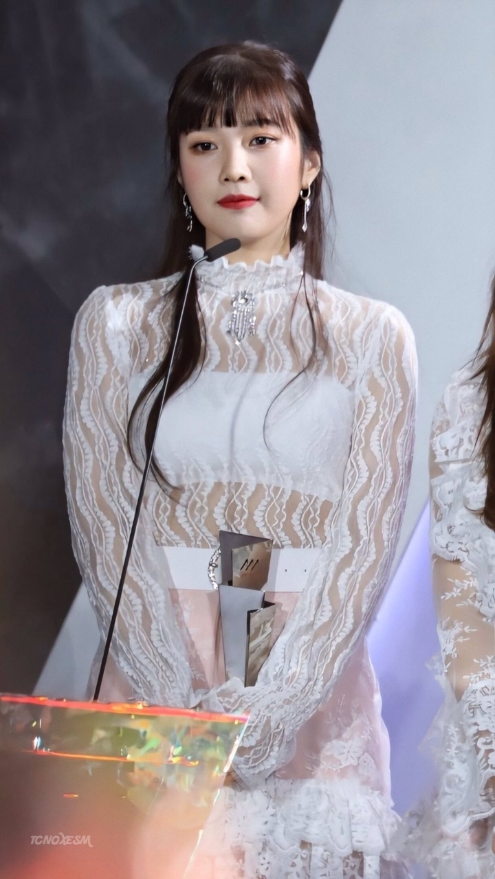 2020년 새해 첫 섹시다이너마이트 조이 | 인스티즈