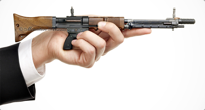 격발 가능한 미니어처 총 | 인스티즈