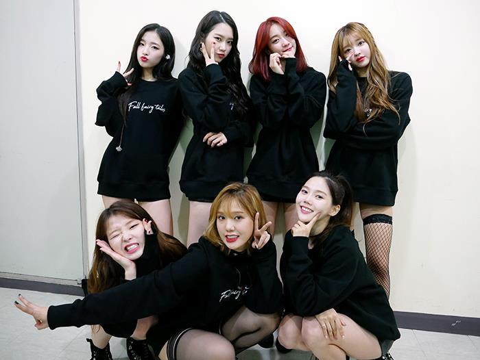 최근 오마이걸 가을동화 콘서트.jpg | 인스티즈