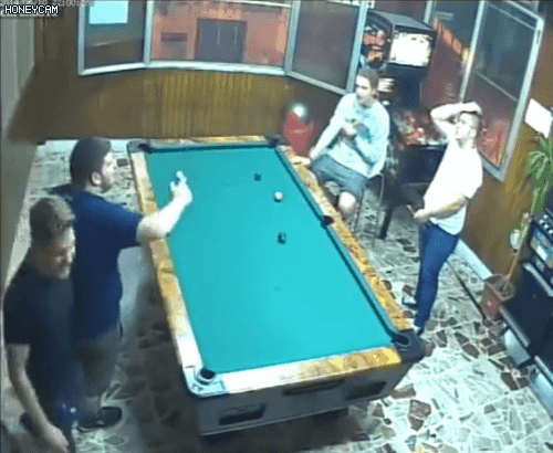 포켓볼에서 가끔은 실력보다 운이 더 중요한 이유.GIF | 인스티즈