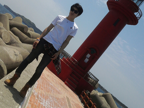 어좁이로 20년 가까이 살아온 남자의 변화 | 인스티즈