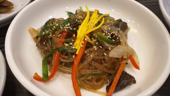 부산 데이트코스 고즈넉한 분위기의 정원이 있는 한정식집 | 인스티즈