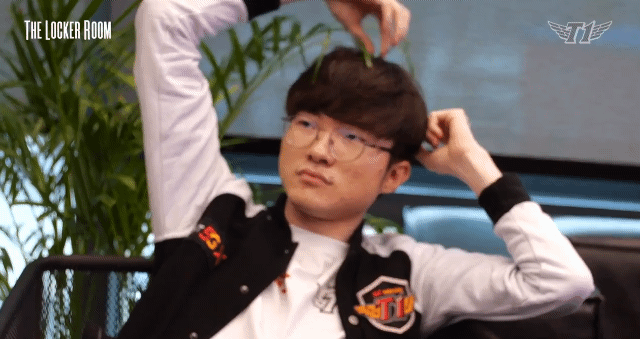 자이라한테 갱당하는 페이커.gif | 인스티즈
