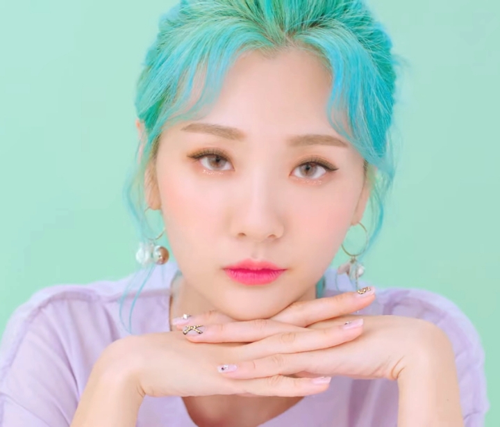 볼빨간사춘기 안지영 | 인스티즈