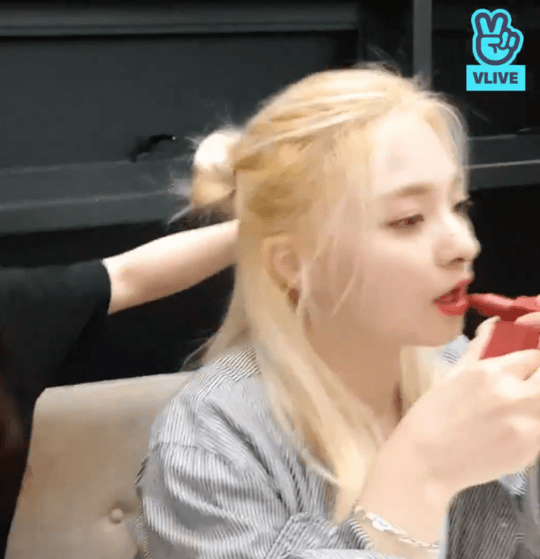 아주 오랜만에 찾아오는 프로미스나인 이나경🐥 | 인스티즈