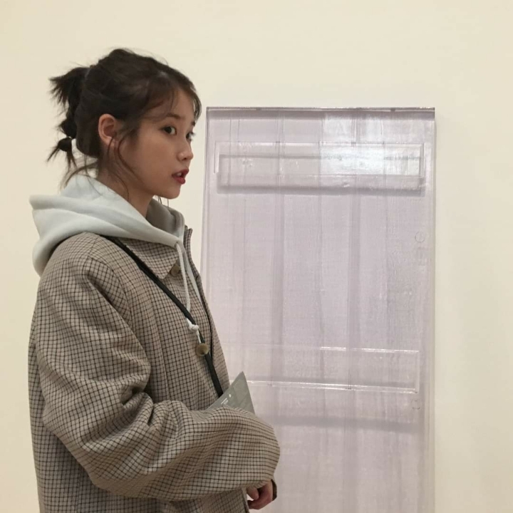 아이유 일상 사진 | 인스티즈
