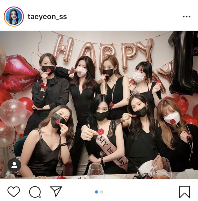 13주년을 자축하는 소녀시대 (태연 인스타그램) | 인스티즈