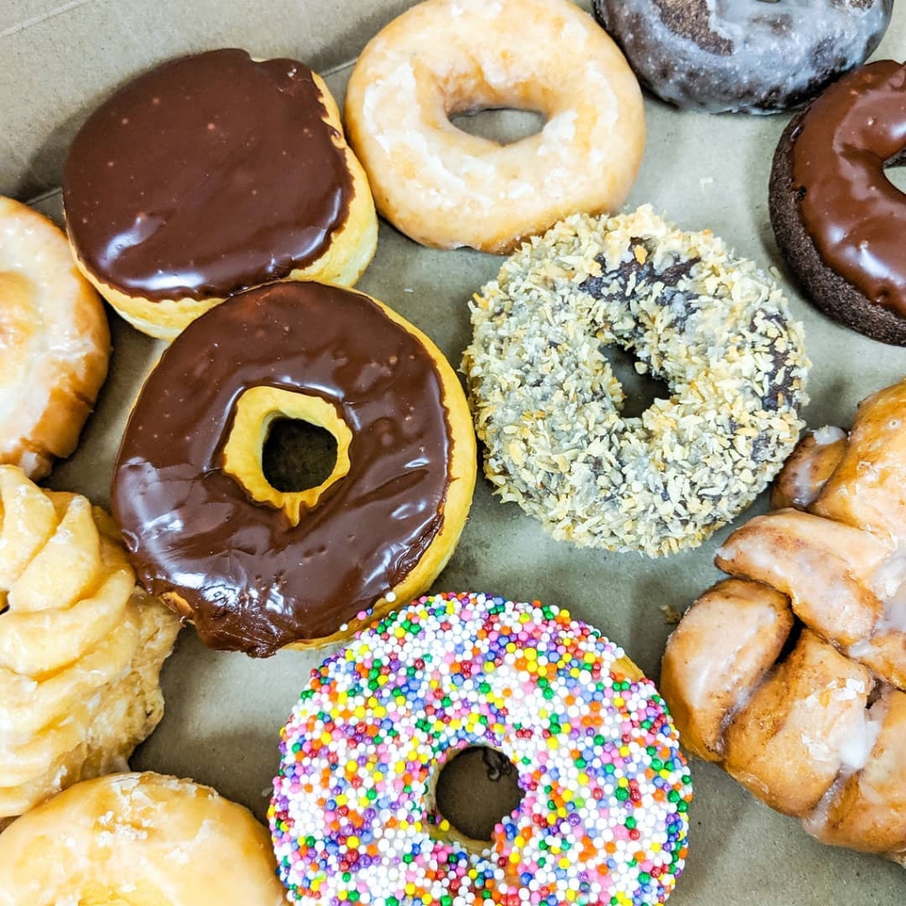 우리나라 스타벅스 급이라는 캐나다 국민 카페.jpg | 인스티즈