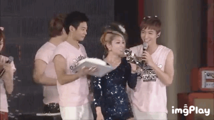 콘서트 역대급 갑분싸.jpgif | 인스티즈