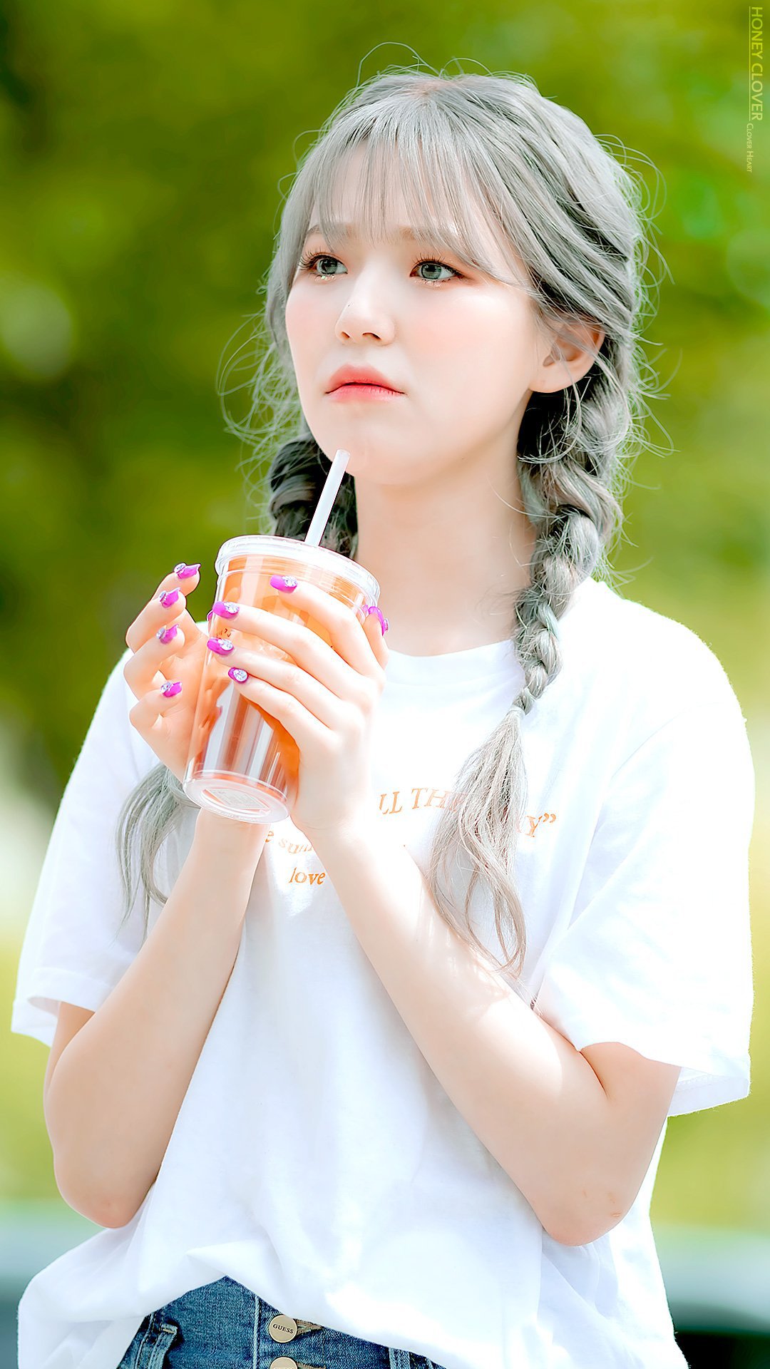 프로미스나인의 꿀깅이 막내 백지헌.jpgif | 인스티즈