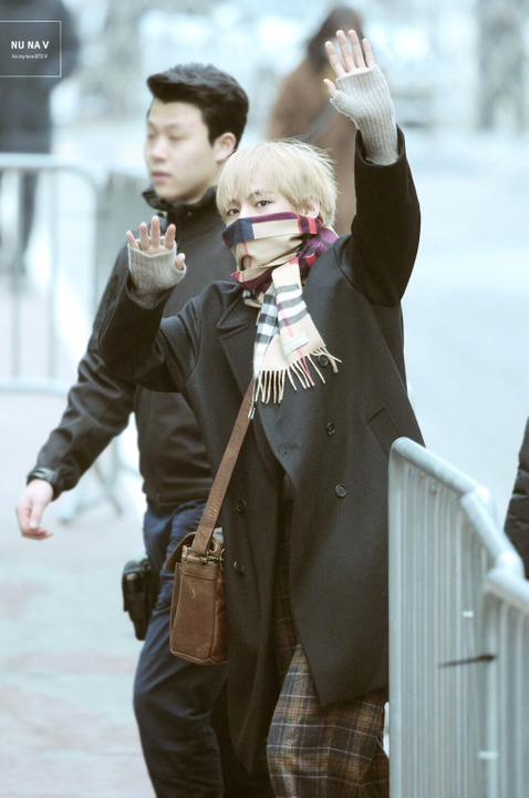 방탄소년단 뷔 사복 | 인스티즈