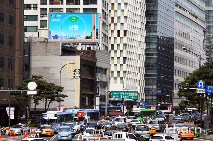갓오하 애니 1화에서 보여준 한국 묘사 | 인스티즈