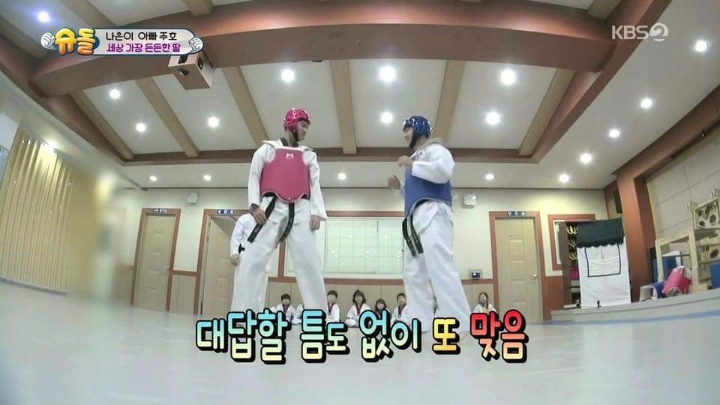 아빠 지켜주는 나은이 | 인스티즈