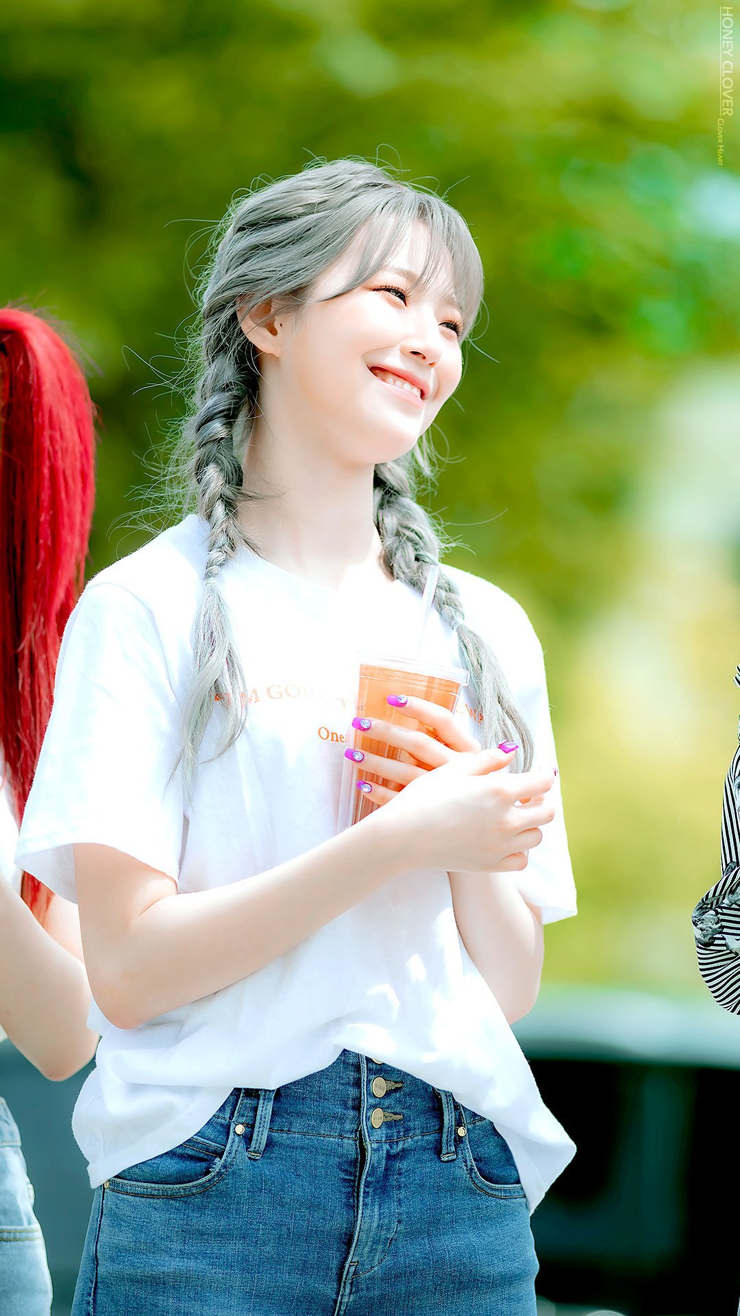 프로미스나인의 꿀깅이 막내 백지헌.jpgif | 인스티즈