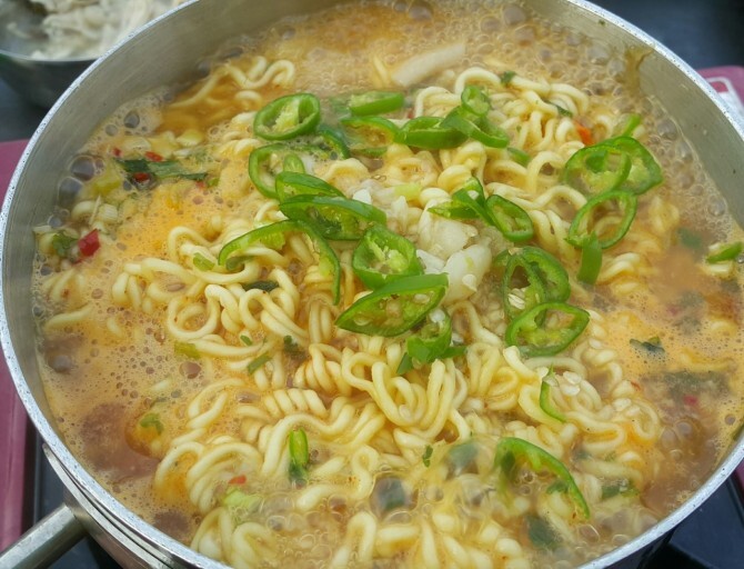 라면 면발이 노란색인 이유.JPG | 인스티즈