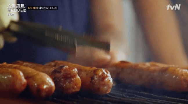 백종원이 극찬한 대만의 소시지 가게.gif | 인스티즈