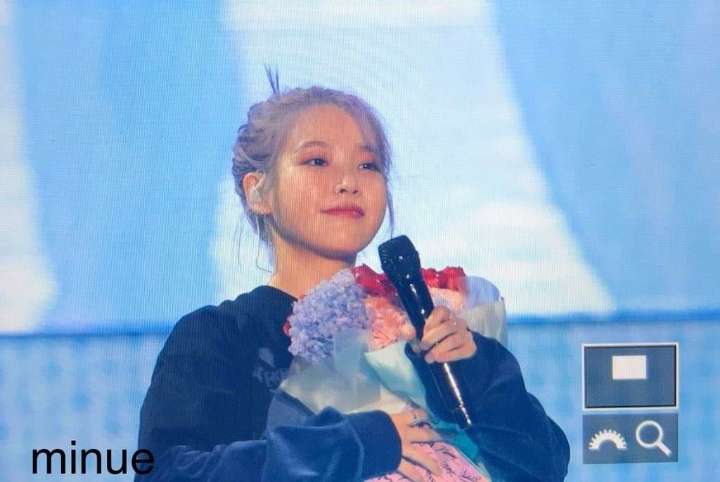 아이유 광주 토요일 콘서트 직찍,셋리스트 | 인스티즈