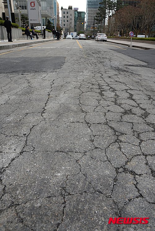 우리나라 미관을 해친다고 생각 하는 3가지...jpg | 인스티즈