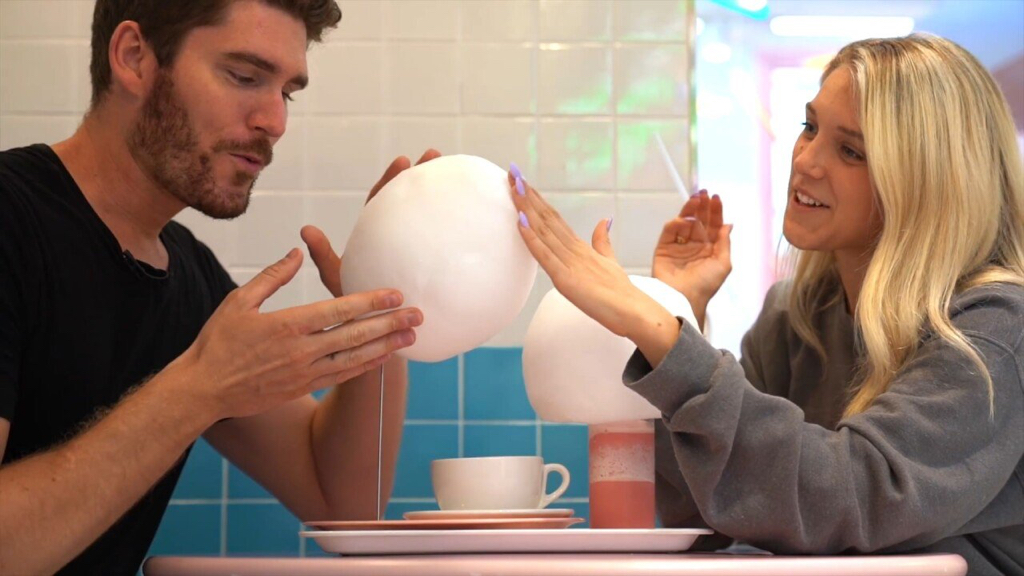 외국 유투버의 2000만원으로 48시간 서울 여행하기 .JPG | 인스티즈