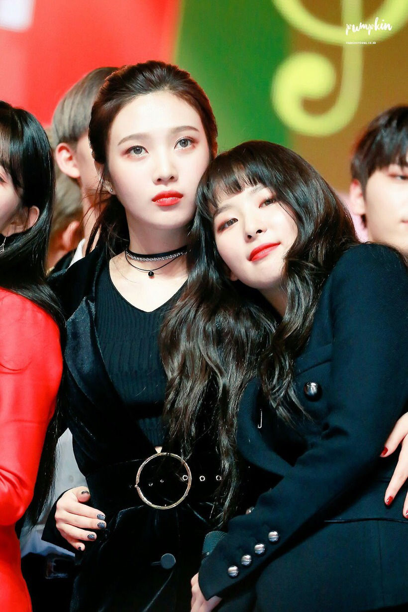언니들이 되게 작아서 걱정했던 레드벨벳 조이.jpgif | 인스티즈
