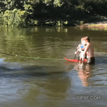 수상스키타는 아기 | 인스티즈