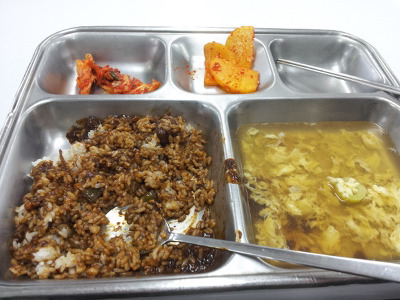 짬타이거도 욕하는 군대 최악의 식단 5대장.jpg | 인스티즈