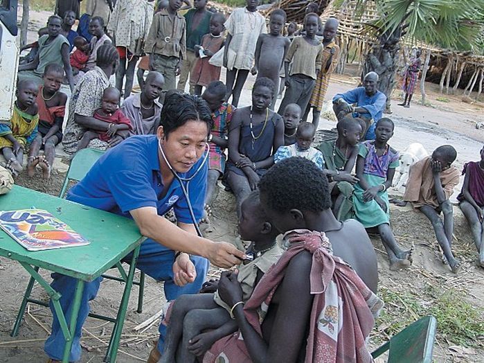 20년전 한국인의 도움으로 최근 한국의 의대를 졸업한 아프리카 제자들 | 인스티즈