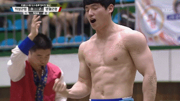 탁서들이 좋아하는 몸매.gif | 인스티즈