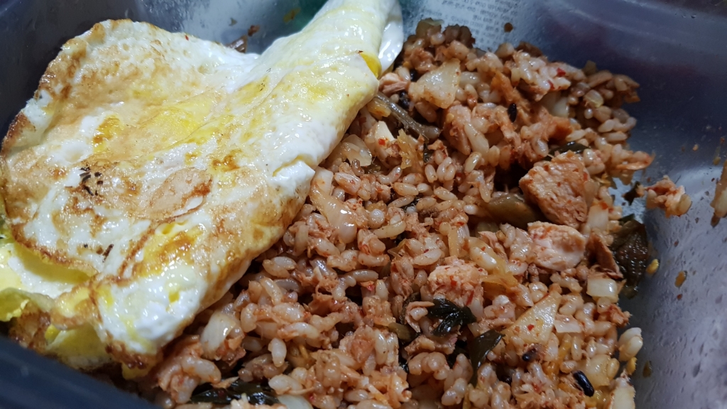 ㄹㅇ 현실적인 자취 밥상 | 인스티즈