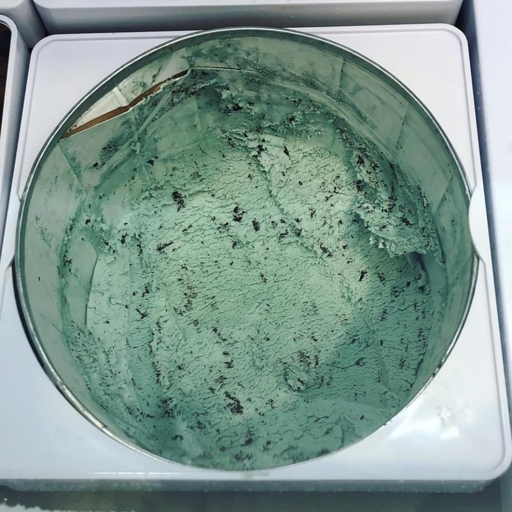 생각보다 잘 나가는 것 같은 배스킨라빈스 메뉴.......jpg | 인스티즈