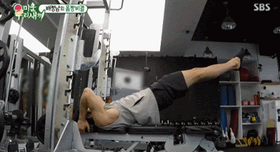 배정남이 하는 복근운동 | 인스티즈