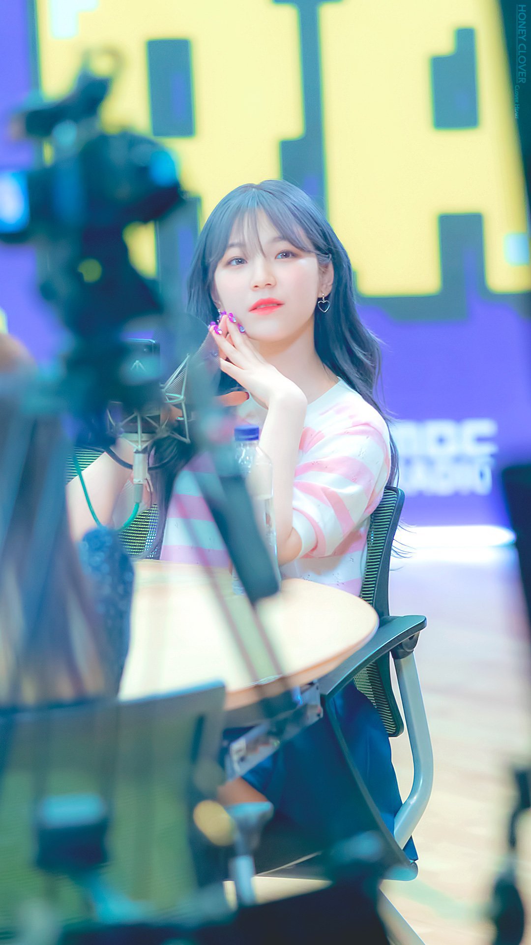 프로미스나인의 꿀깅이 막내 백지헌.jpgif | 인스티즈